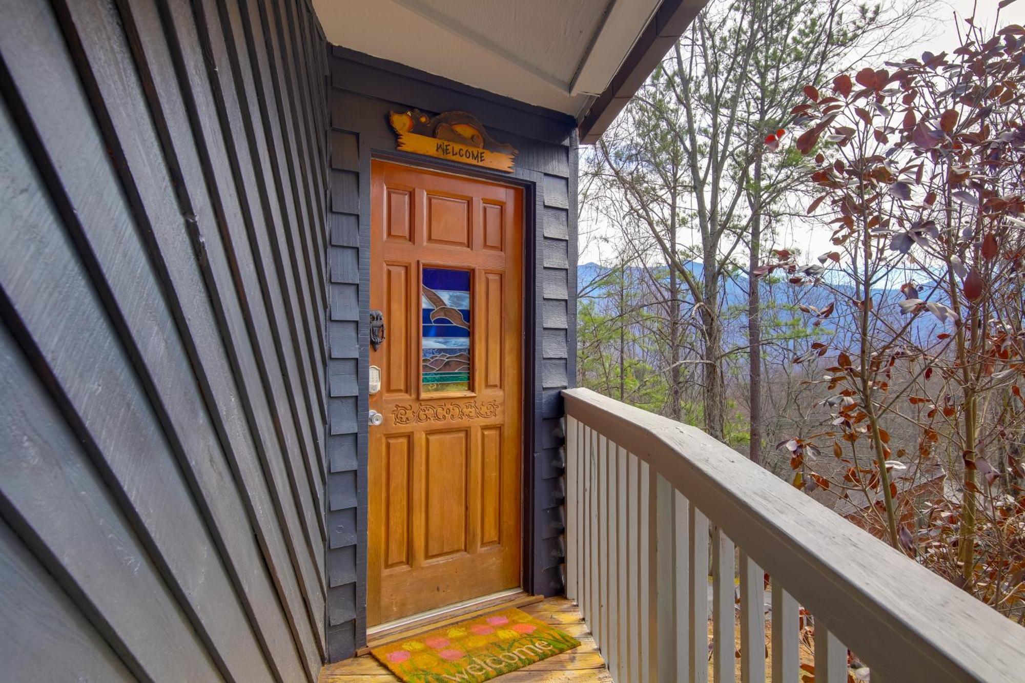 Gatlinburg Mountain Cabin With Hot Tub, Deck And Games エクステリア 写真