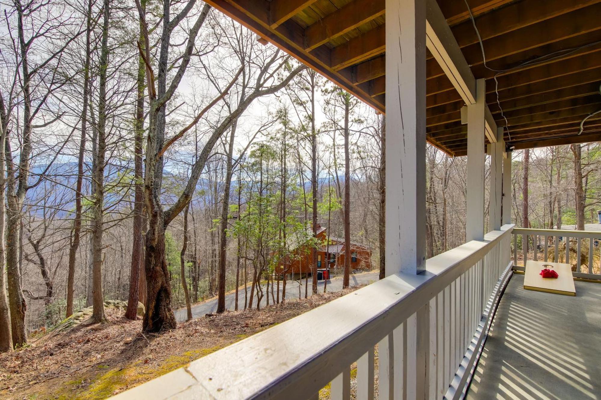Gatlinburg Mountain Cabin With Hot Tub, Deck And Games エクステリア 写真